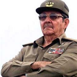 Aplausos para el General de Ejército, Raúl Castro Ruz